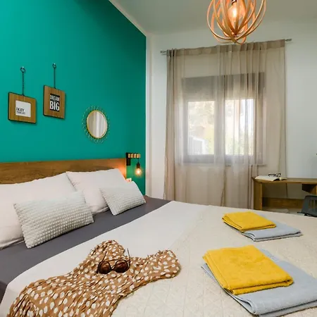 Family Friendly House With A Swimming Pool - 26941 Feriehus Pula